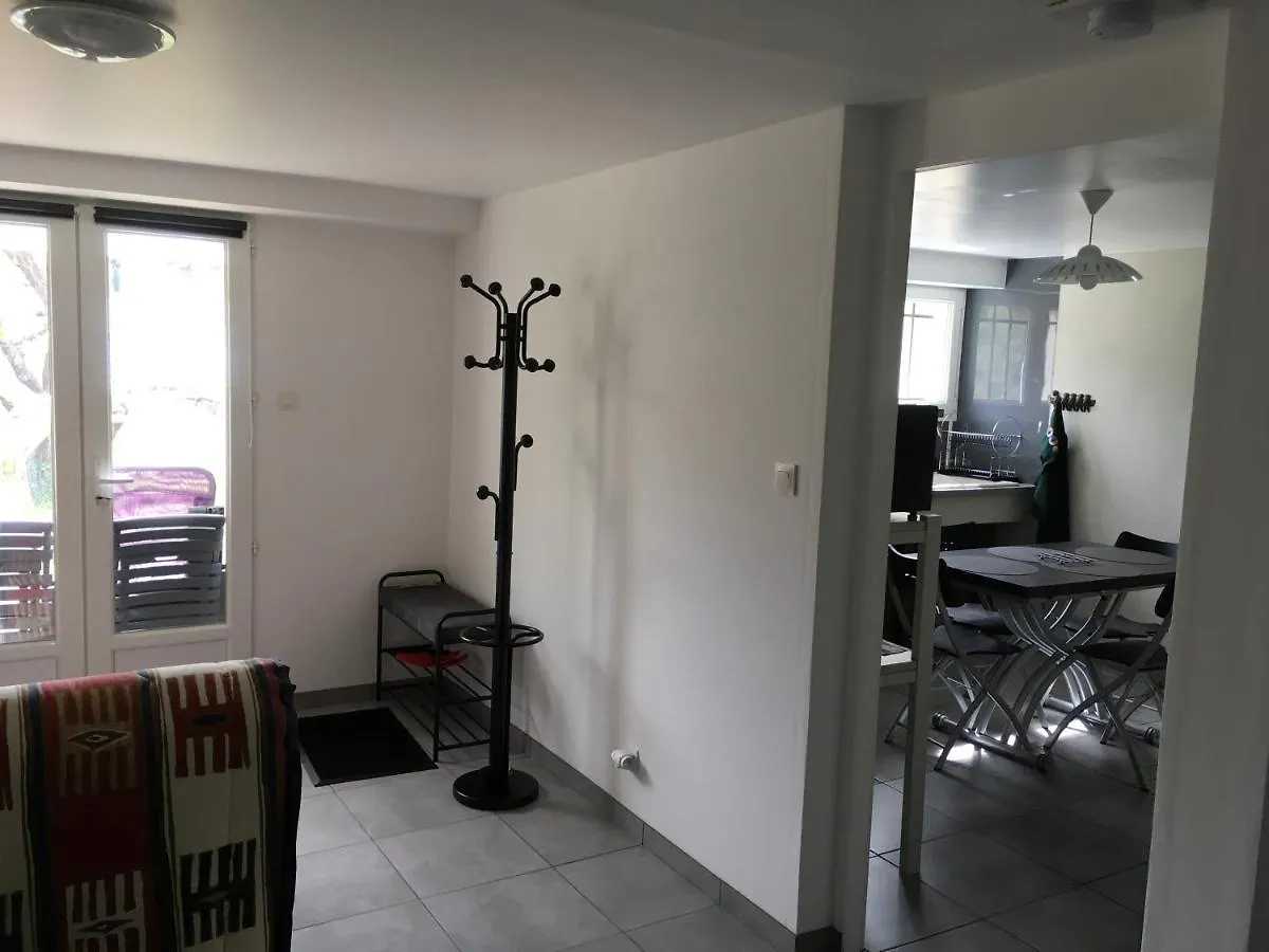 Le Pti Logis Apartment Laveyron 0*,
